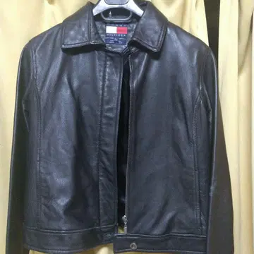 TOMMY HILFIGER 블랙 가죽 자켓 S/P