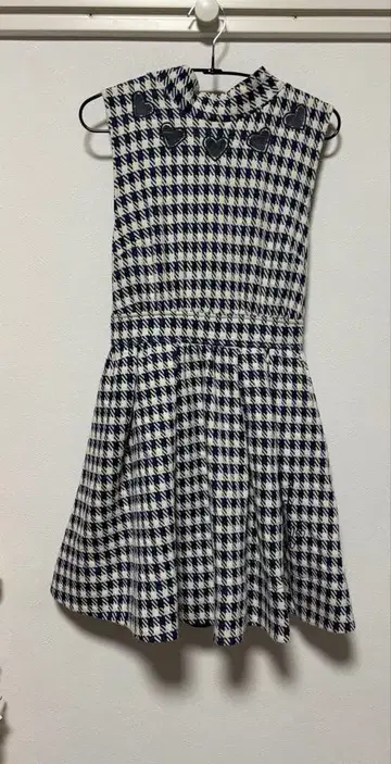 리즈리사 파랑 체크 무늬 슬리브리스 원피스