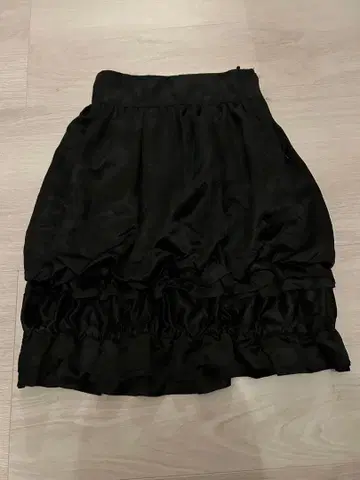 스커트 무릎 위 구제 의류 블랙