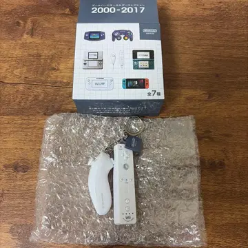 닌텐도 뮤지엄 게임 하드 키링 컬렉션 wii 리모컨