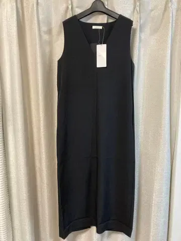 [ 새상품 ] DISCOAT 블랙 오버롤 스커트