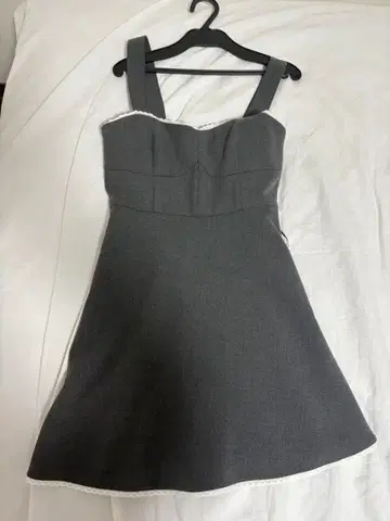 ZARA 그레이 미니 원피스