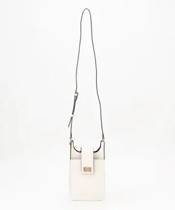 23구 화이트 숄더백