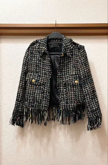 ZARA 자라 우먼 화려하고 귀여운 믹스 트위드 프린지 자켓 골드 버튼