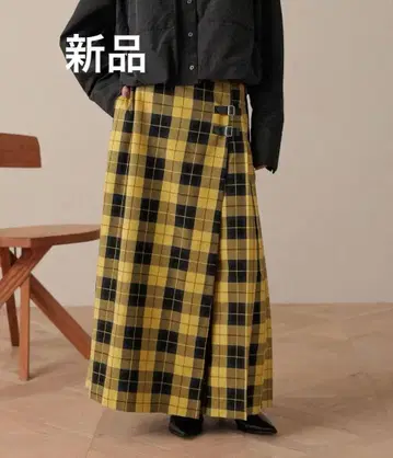 체크 퀼트 플리츠 스커트