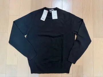 UNIQLO 캐시미어 스웨터 블랙 크루넥 사이즈 S