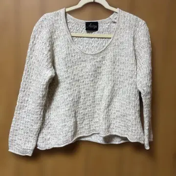 프롬 퍼스트 뮤제 스웨터