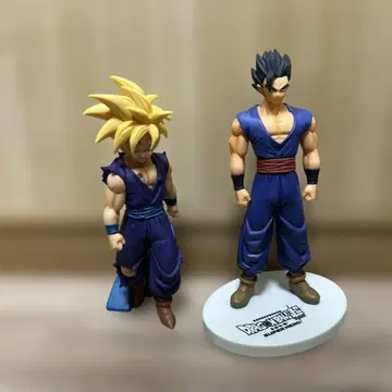드래곤볼 피규어 2점