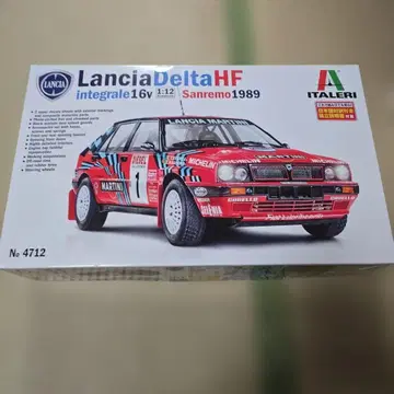 Lancia Delta HF Integrale 16V 1:12