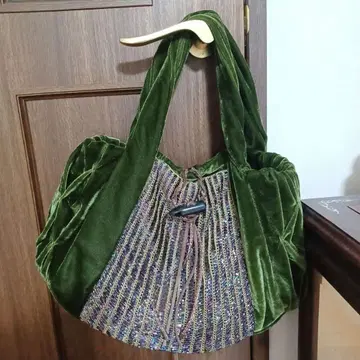 TOPKAPI TREASURE 벨로아 비즈