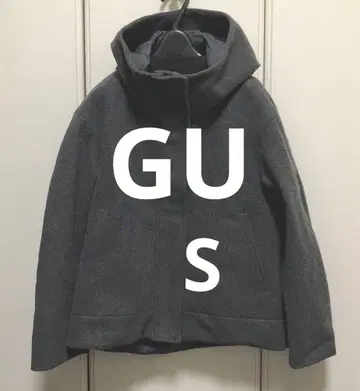 GU 지유 S 그레이 코지 멜톤 숏 후디 코트