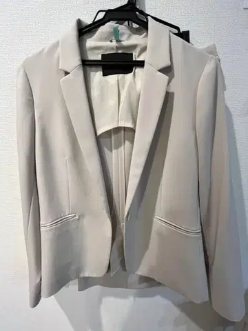 새상품급 클리닝 완료된 그린 라벨 릴랙싱 수트 상하의 세트