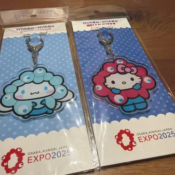 미야쿠미야쿠 변신 아크릴 키링 키티 시나모롤 산리오