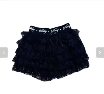 Starry 블랙 레이스 프릴 숏팬츠