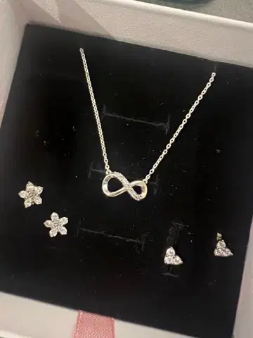 Pandora 목걸이와 귀걸이 2종