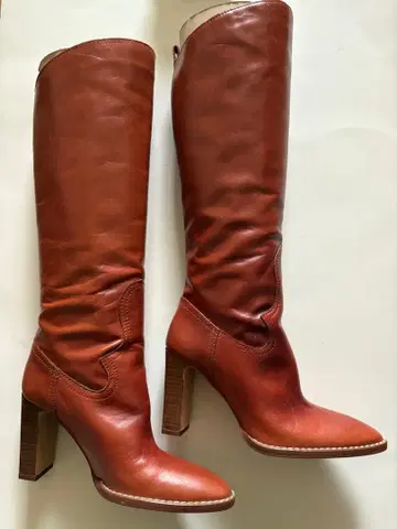 ZARA 브라운 가죽 롱 부츠 하이힐