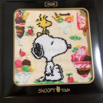 페이러 스누피 콜라보 손수건 파르페 패턴