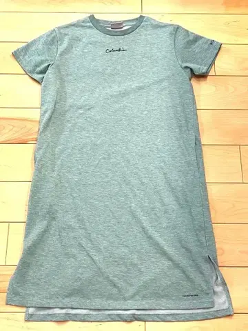 컬럼비아 반팔 원피스