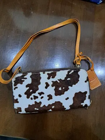 fes! 지갑 겸 숄더백