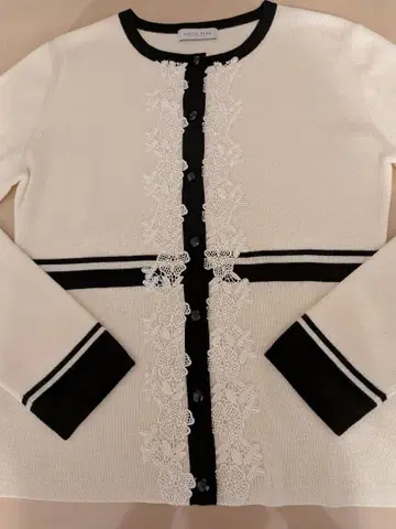 오스틴 리드의 가디건