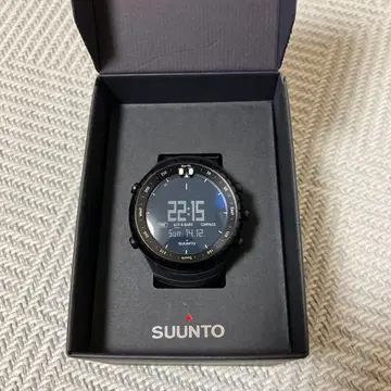 SUUNTO CORE 올 블랙