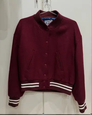 버건디 바시티 자켓