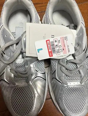 mysa closet 시마무라 다나카 리나 실버 L 사이즈 스니커즈