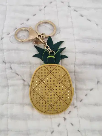 SWAROVSKI 파인애플 키링