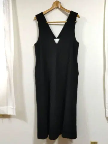 저널 스탠다드 V넥 롱 원피스