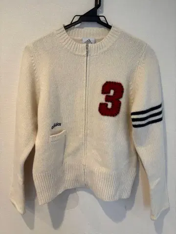 adidas 니트 스웨터