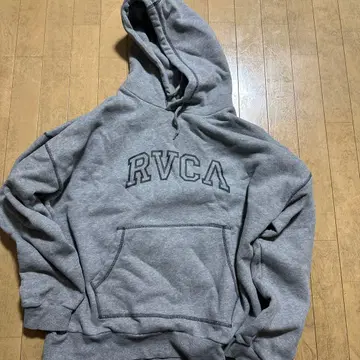 RVCA 그레이 후드 부착 후드티