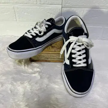 Vans 블랙/네이비/KURO 스니커즈