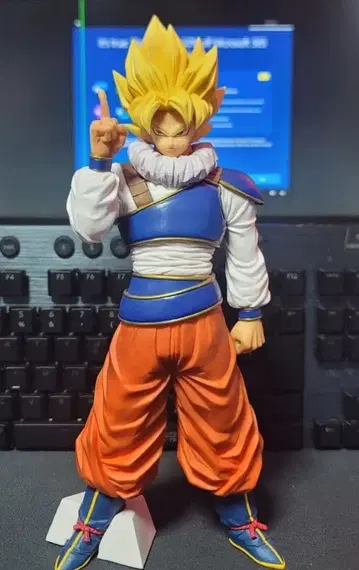 드래곤볼 레전드 야드라트 손오공 피규어
