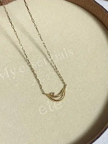 ete 달 모양 목걸이