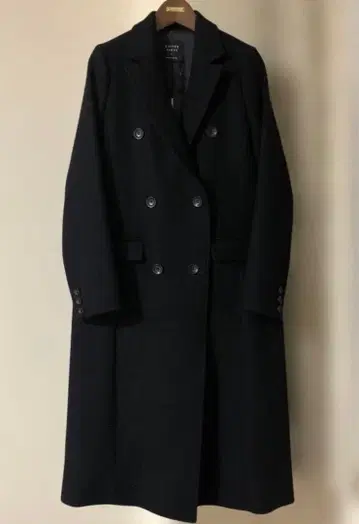 택 포함 새상품 UNITED TOKYO 코트