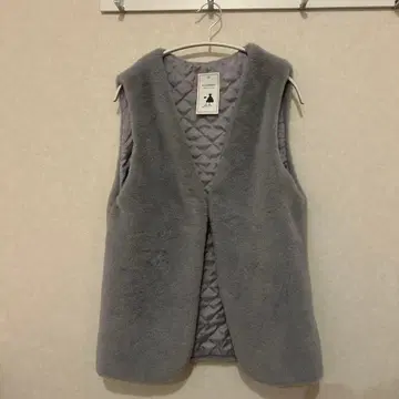 그레이 플리스 슬리브리스 베스트