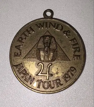 EARTH WIND &FIRE 1979 재팬 투어 기념 메달