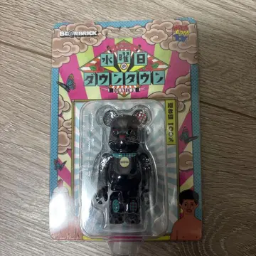 BE@RBRICK 100% 수요일의 다운타운 베어브릭