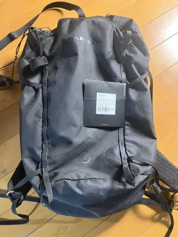 마무트 MAMMUT 트리온 18L