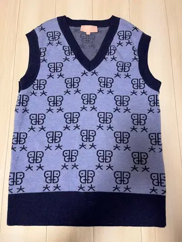 BAPY V넥 니트 베스트 모노그램 블루