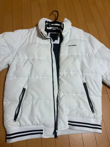 HURRIGER 화이트 다운 자켓