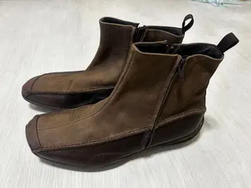브라운 가죽 숏부츠 41 이탈리아제 미사용