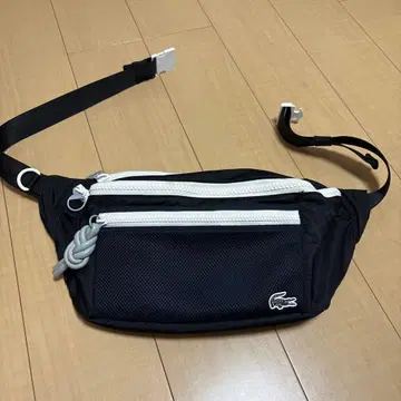 라코스테 바디백