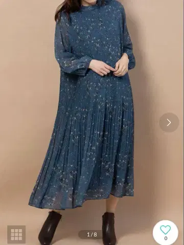 미라 오웬 스탠드 카라 플리츠 패턴 원피스