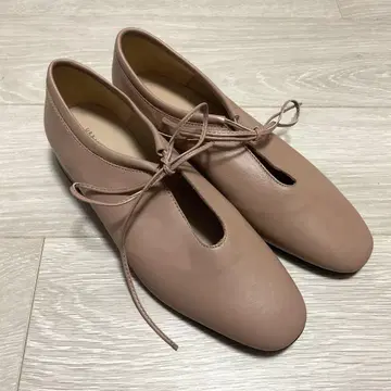 미사용 새상품 수입 어반 리서치 가죽 펌프스 38인치