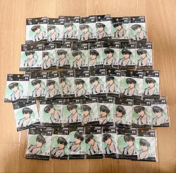 히지카타 토시로 가성비 캔뱃지 아침은 졸리지만 준비는 한다 39개