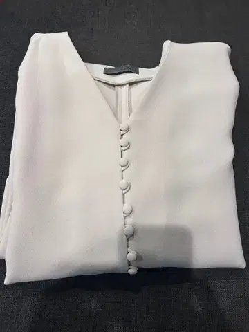 [새상품급] uncrave 워셔블 더블 크로스 원피스