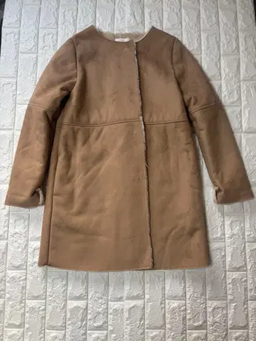 [중고] LADY LUCK LUCA 베이지 노카라 롱 코트