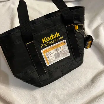 Kodak Professional 토트백 필름 카메라 포함