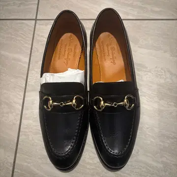 Jalan Sriwijaya 블랙 가죽 비트 로퍼